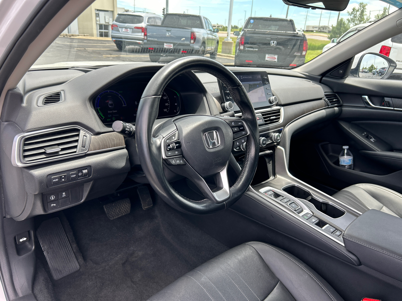 2021 Honda Accord Hybrid Touring 18