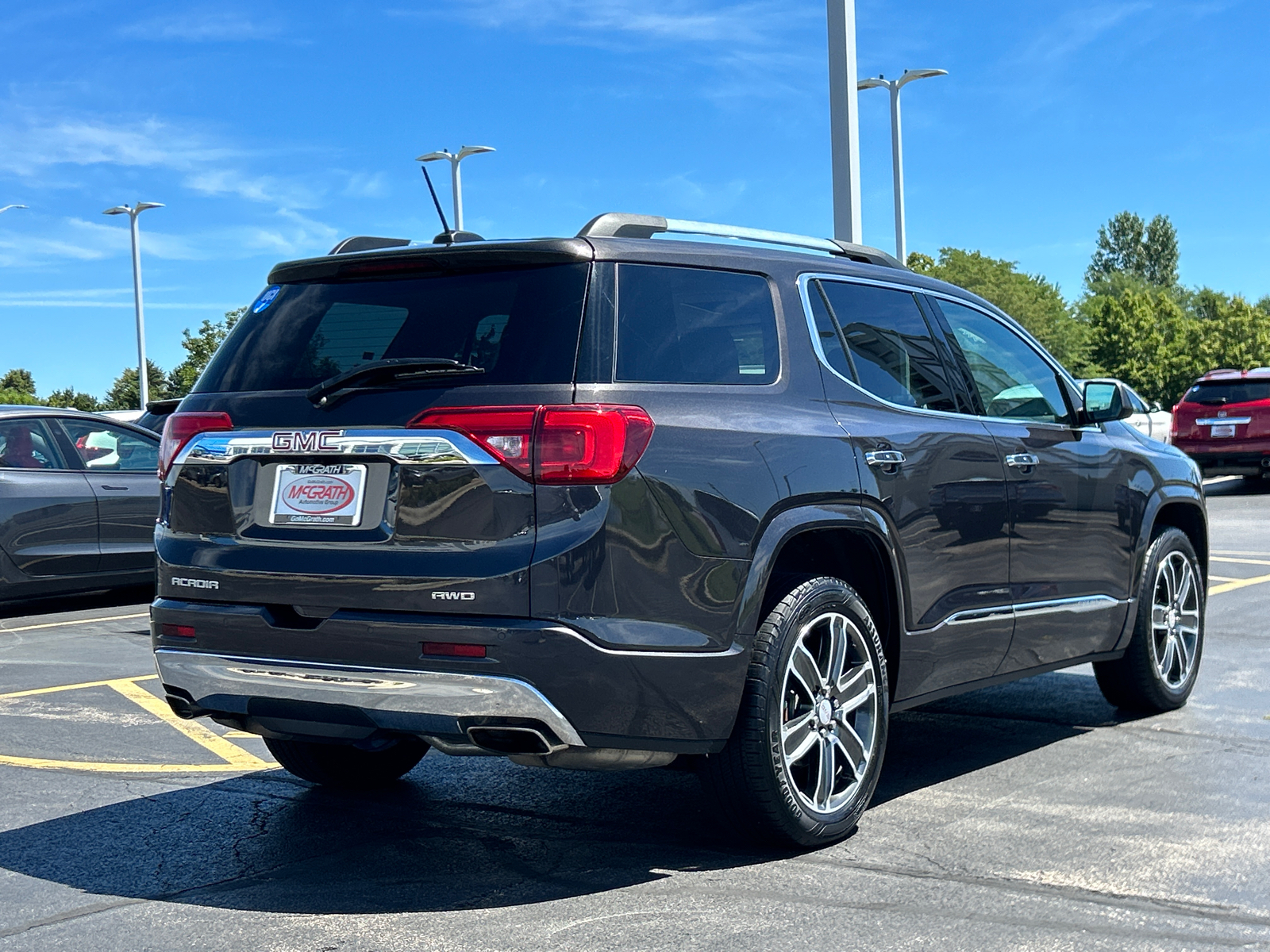 2018 GMC Acadia Denali 8