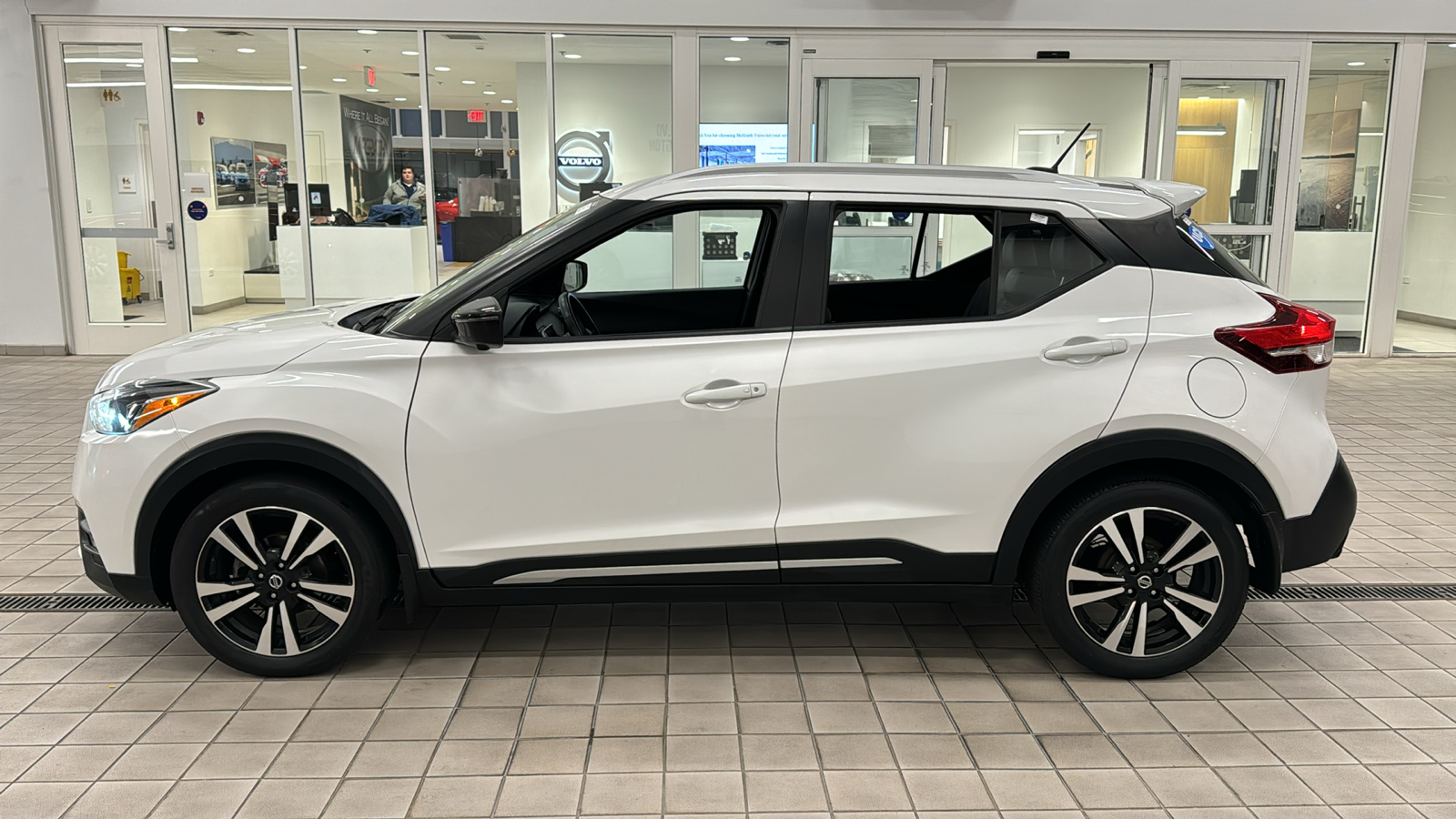 2018 Nissan Kicks SR 7