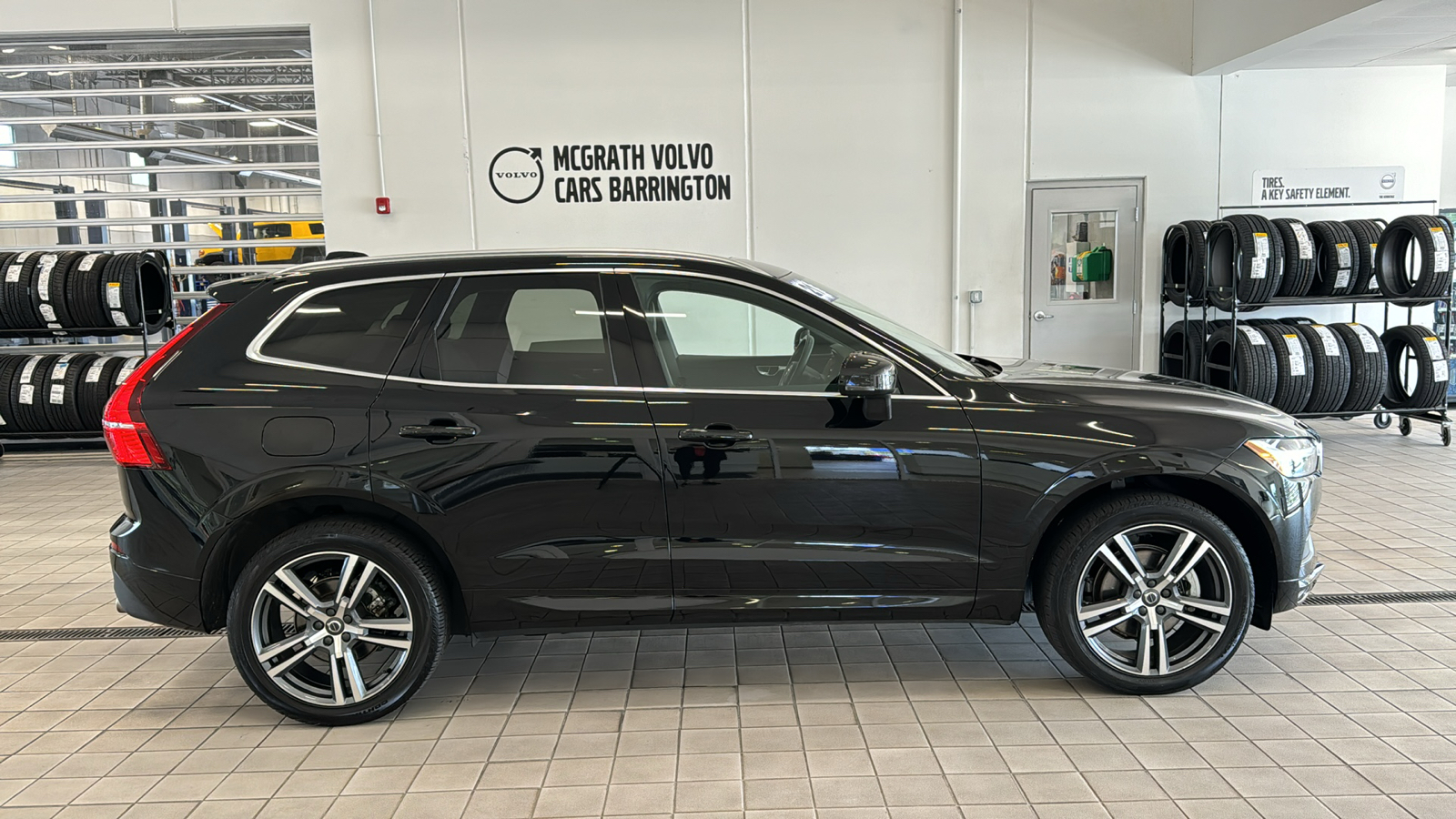 2021 Volvo XC60 Momentum 3