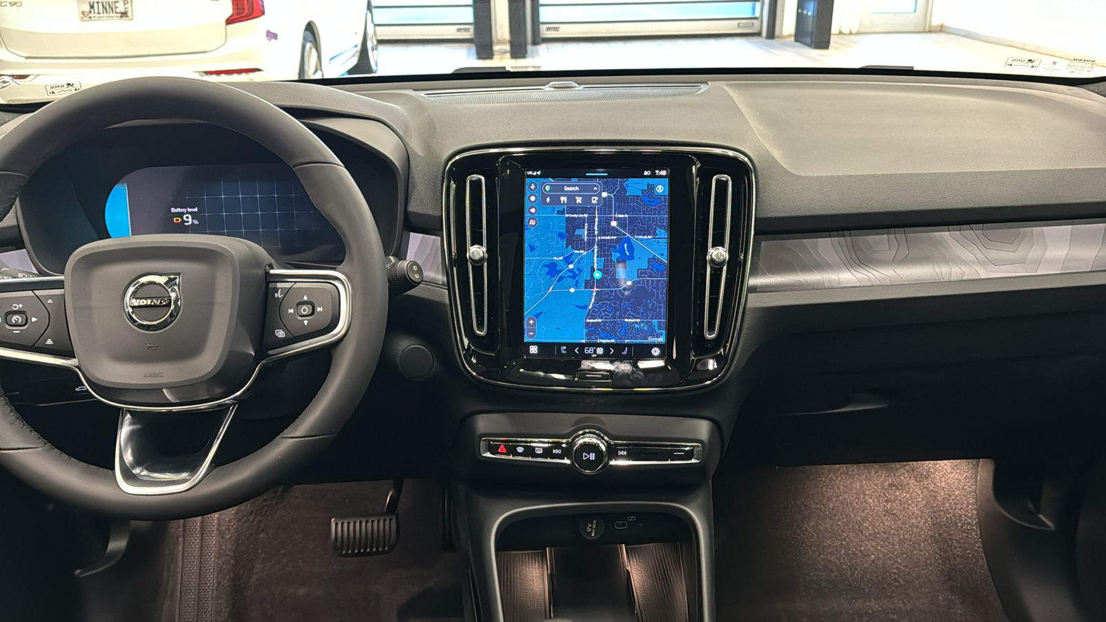 2024 Volvo XC40 Recharge Pure Electric Plus 11