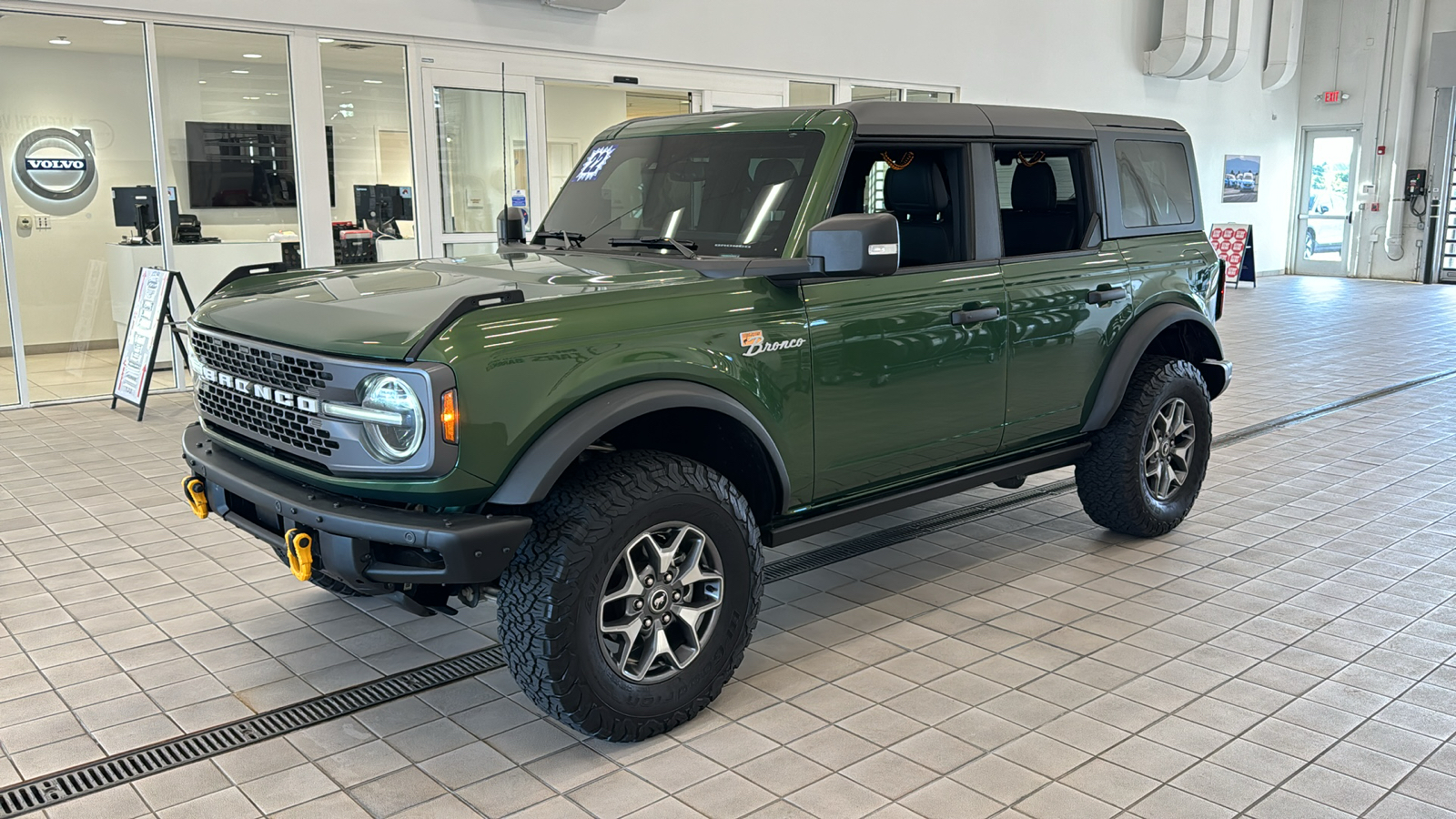 2022 Ford Bronco Badlands 9