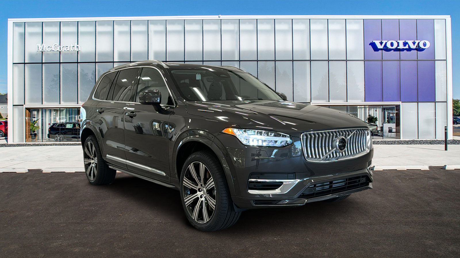 2025 Volvo XC90 Plug-In Hybrid Plus 1