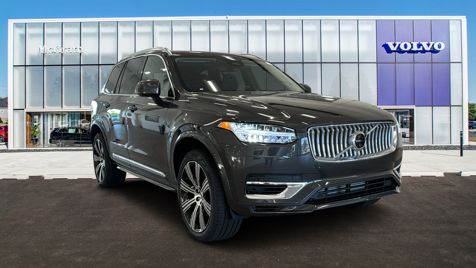 2025 Volvo XC90 Plug-In Hybrid Plus 1