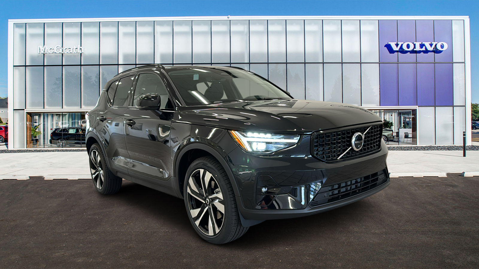 2025 Volvo XC40 Ultra Dark Theme 1