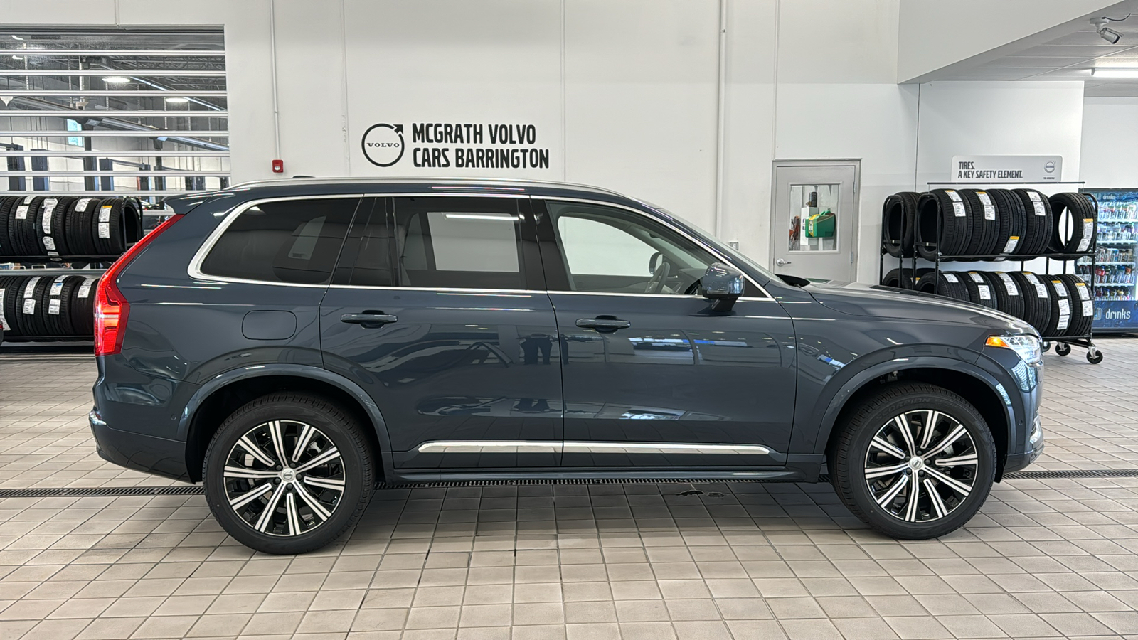 2025 Volvo XC90 Plus 3