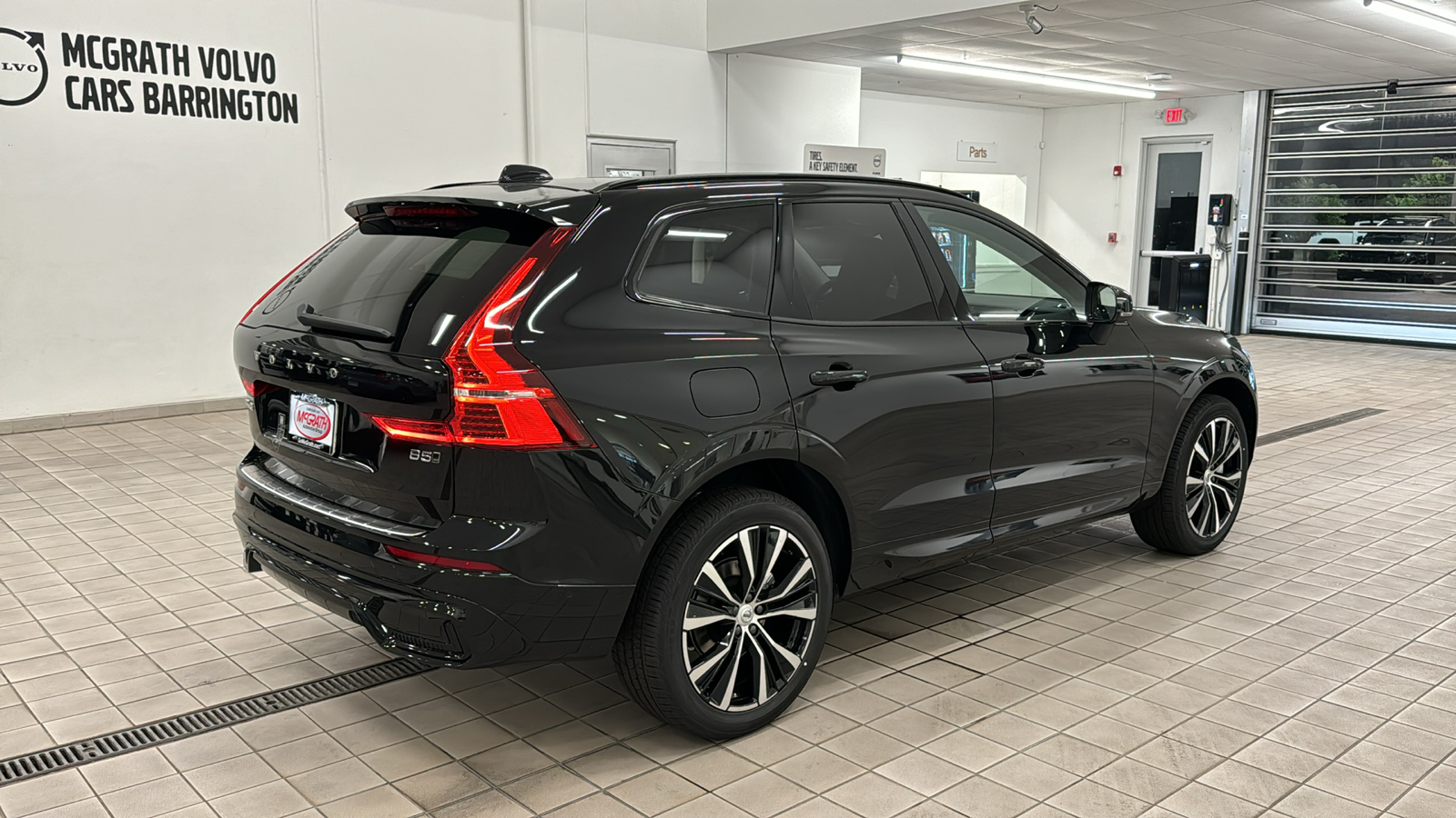 2025 Volvo XC60 Plus 4