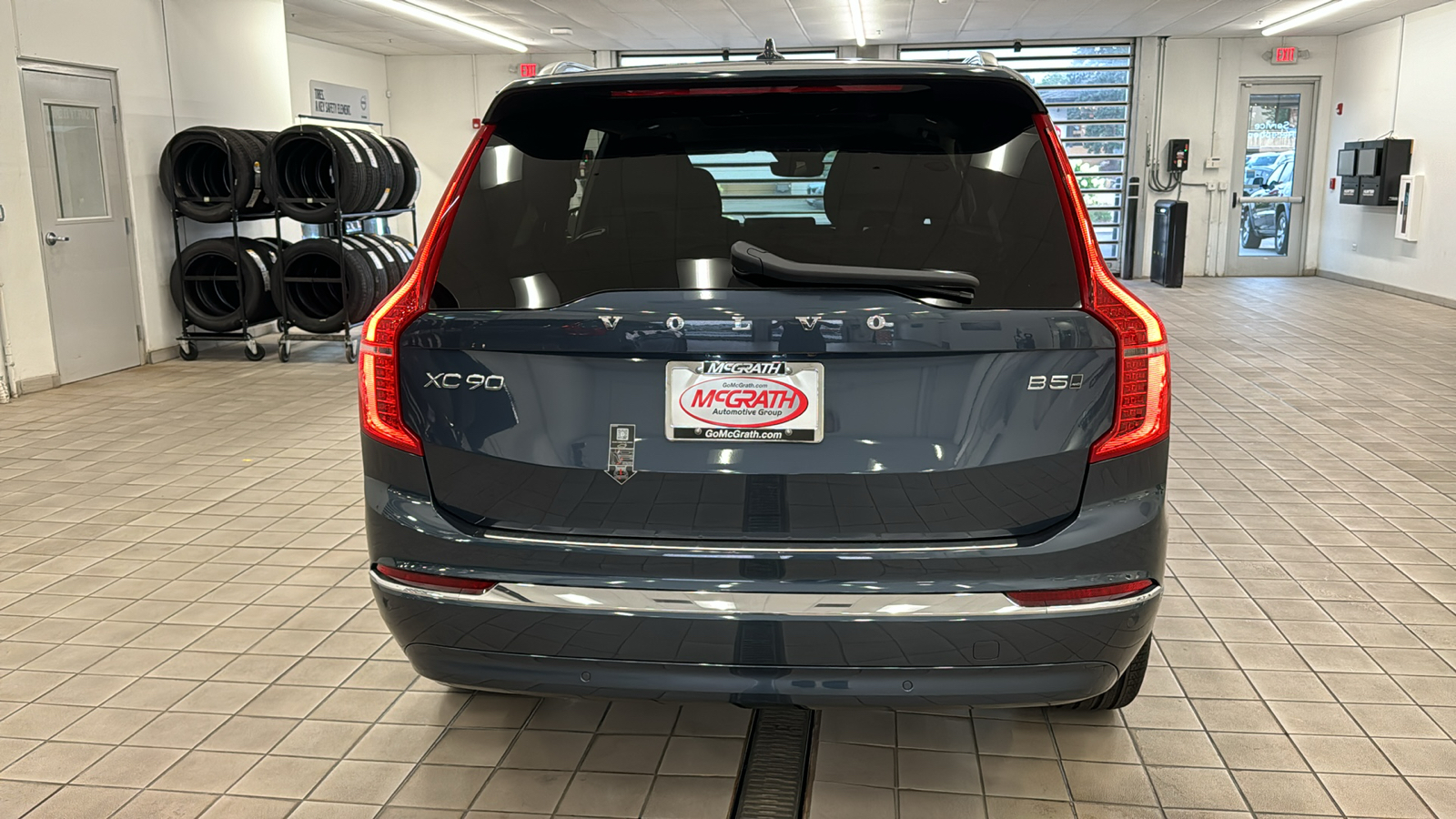 2025 Volvo XC90 Plus 5