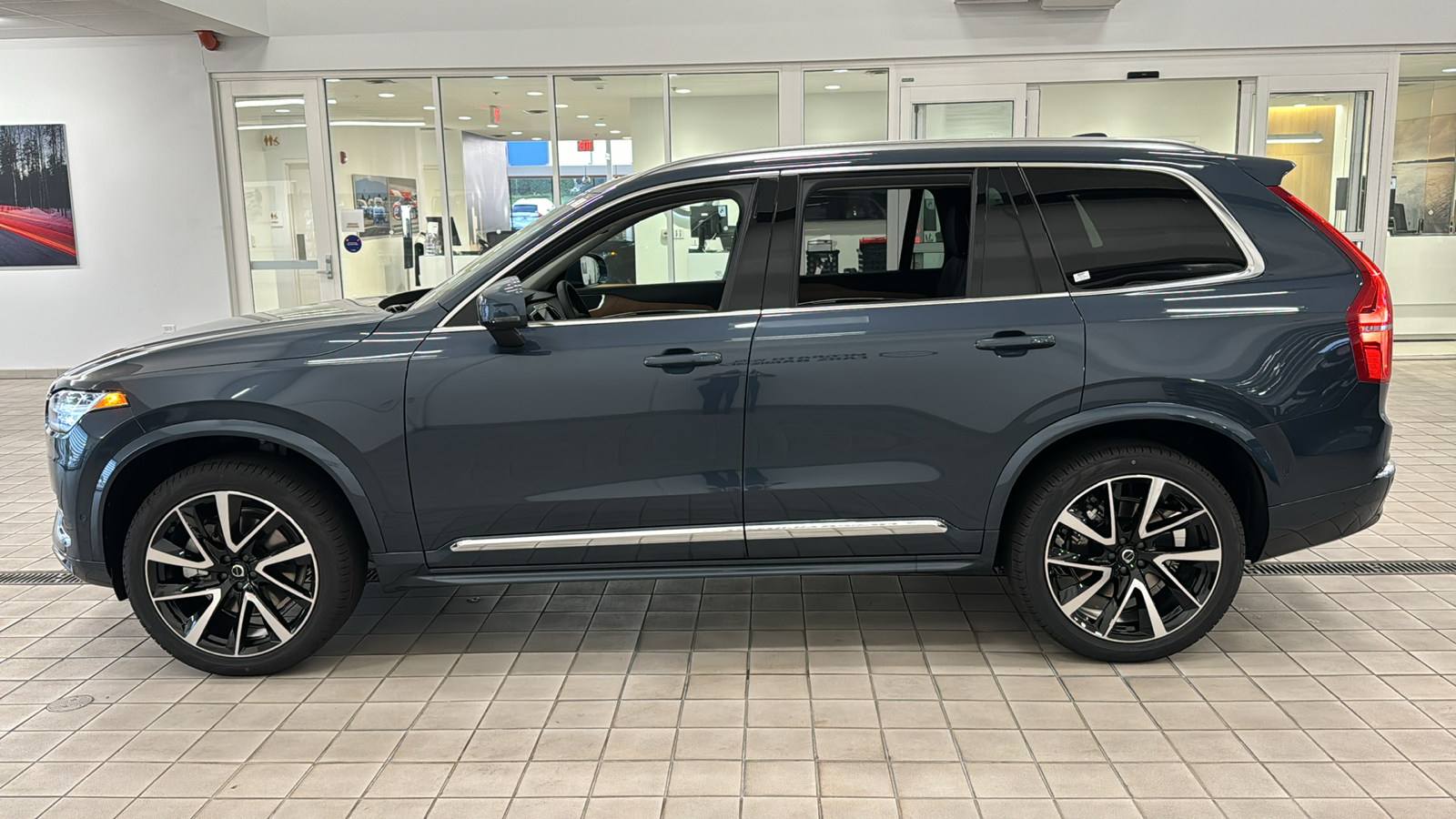 2025 Volvo XC90 Plus 7