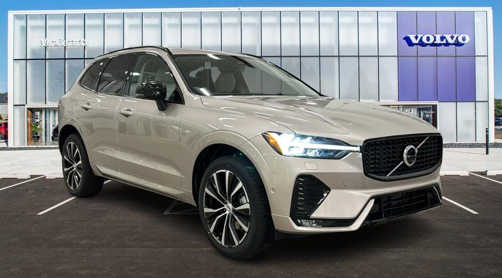 2025 Volvo XC60 Plus 1