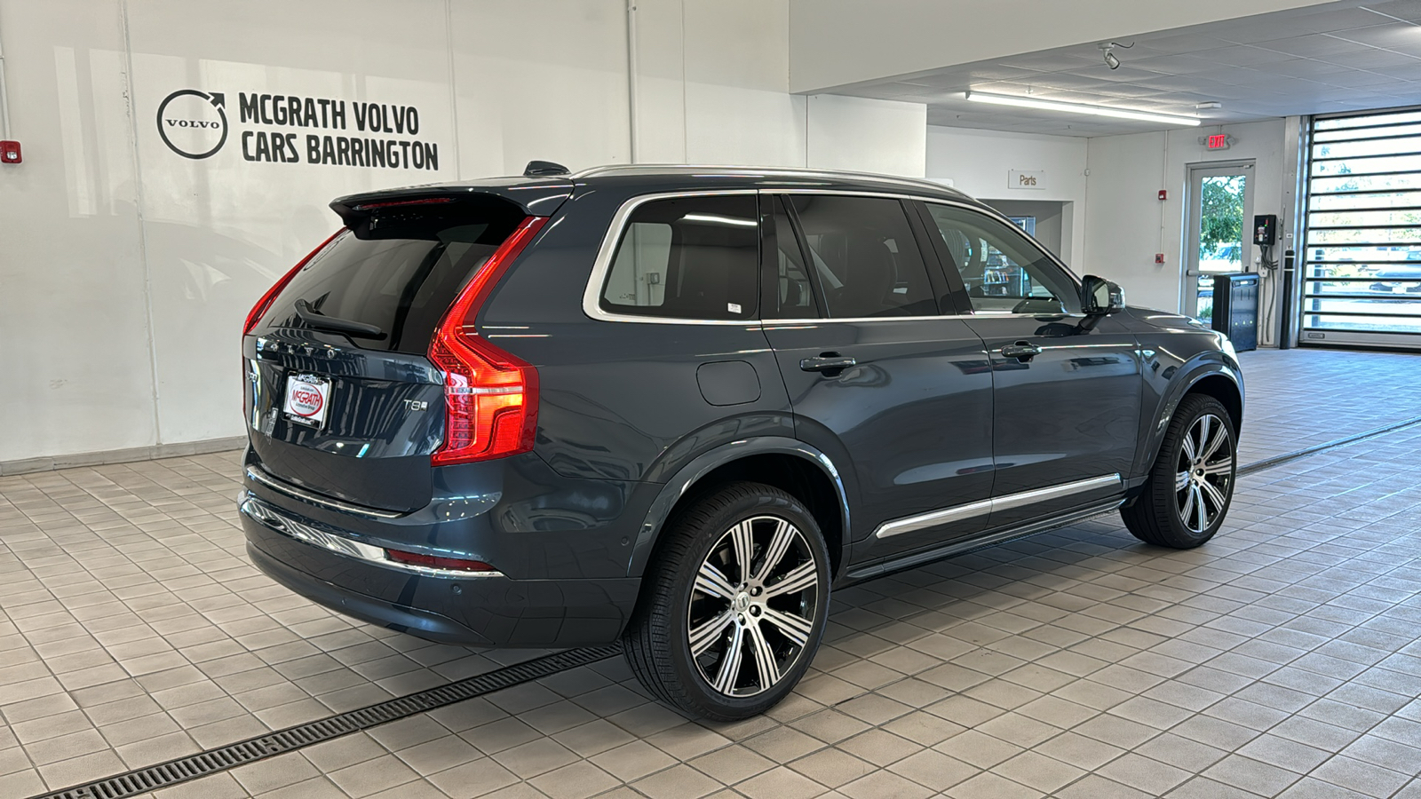 2025 Volvo XC90 Plug-In Hybrid Plus 4