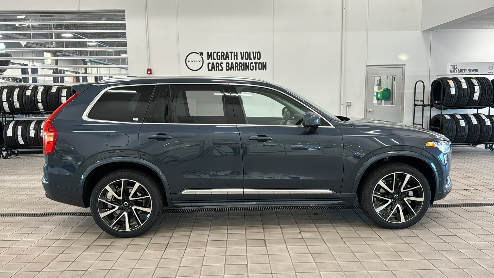 2025 Volvo XC90 Plus 3