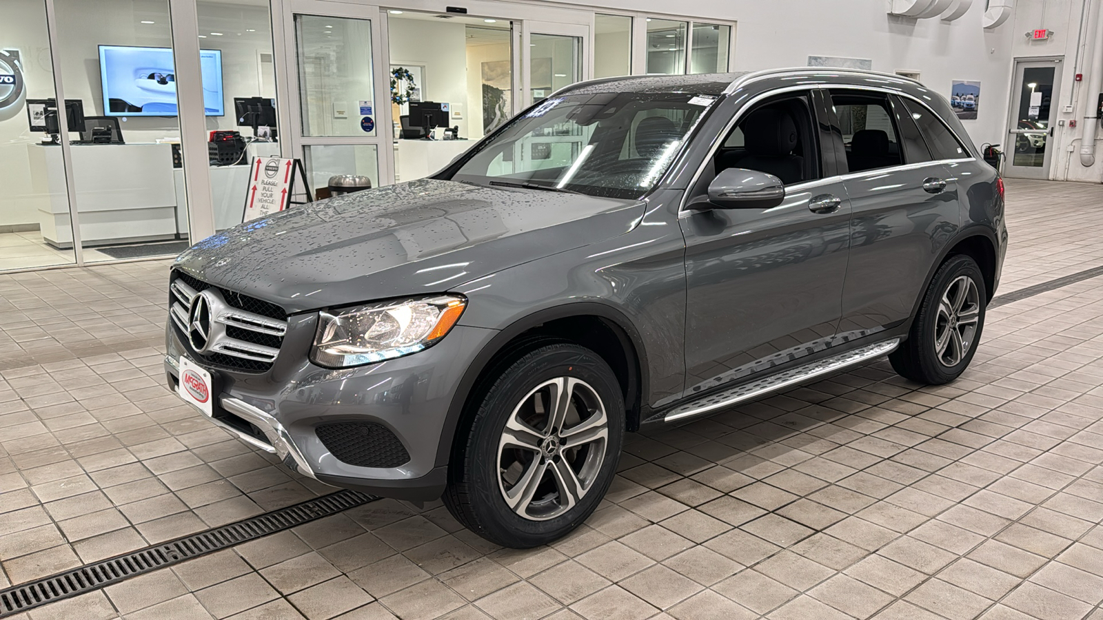 2019 Mercedes-Benz GLC GLC 300 8