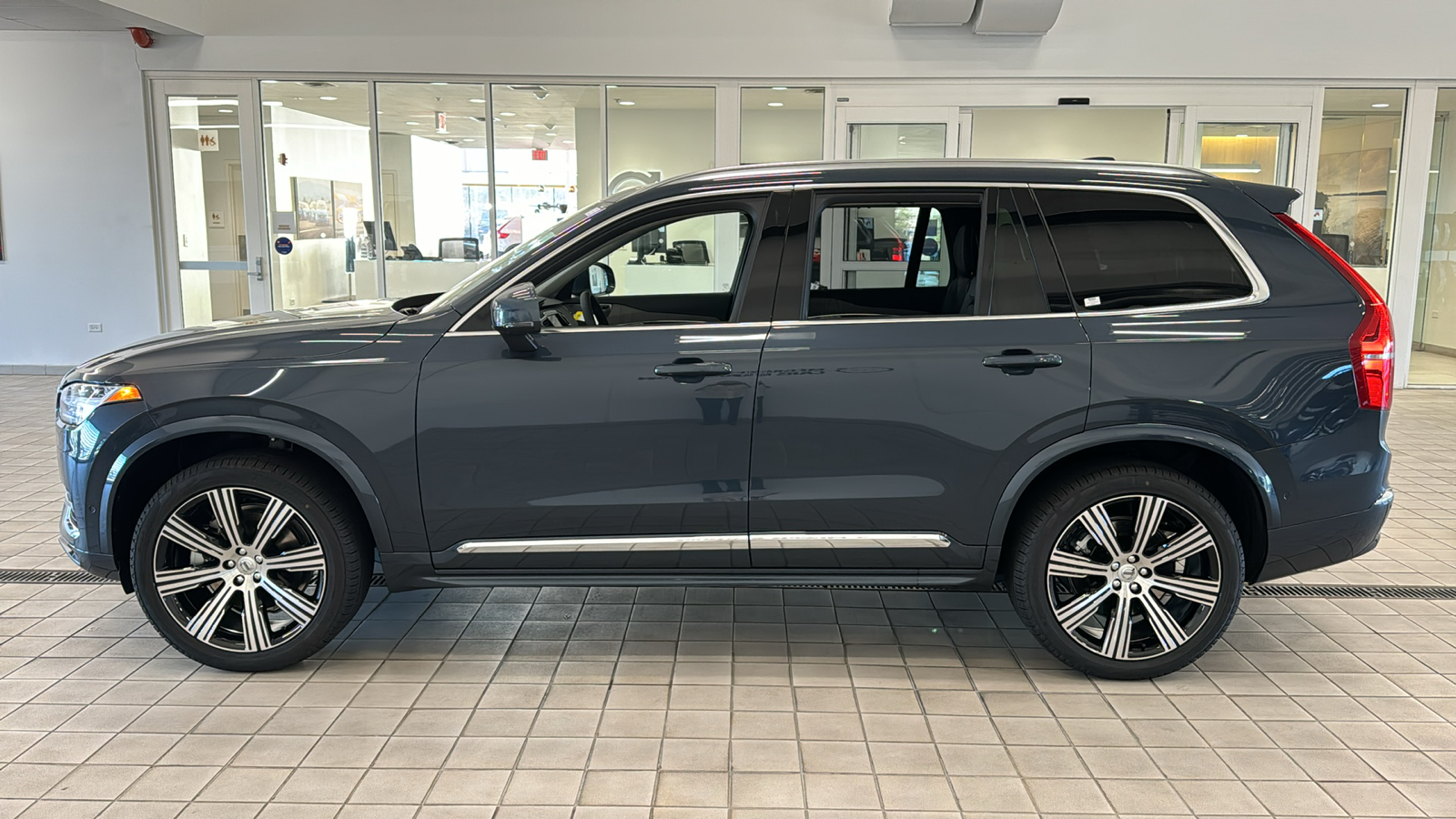 2025 Volvo XC90 Ultra 7