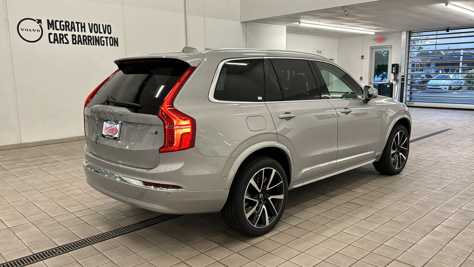 2025 Volvo XC90 Plus 4