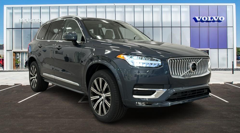 2025 Volvo XC90 Core 1