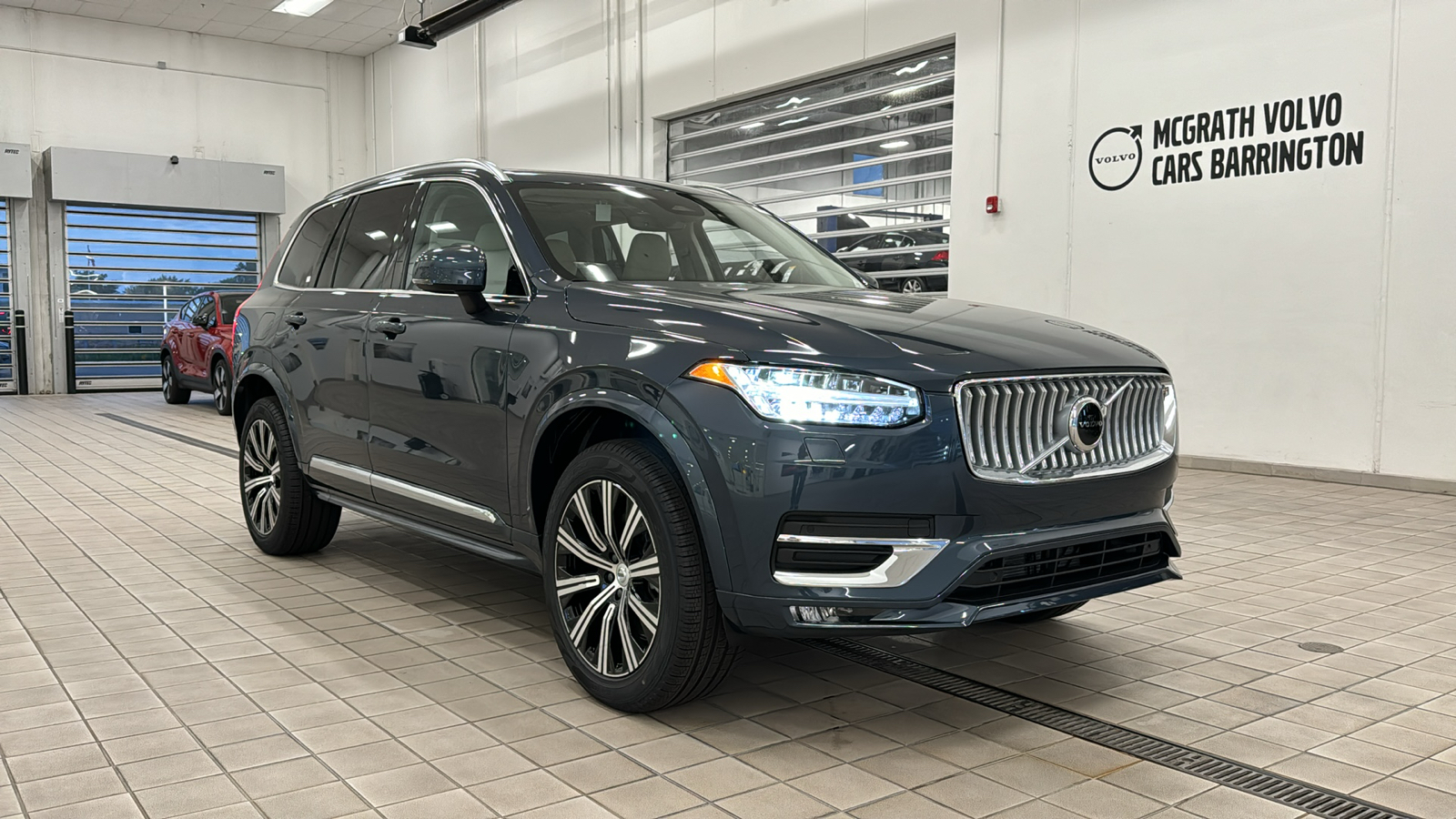 2025 Volvo XC90 Core 2