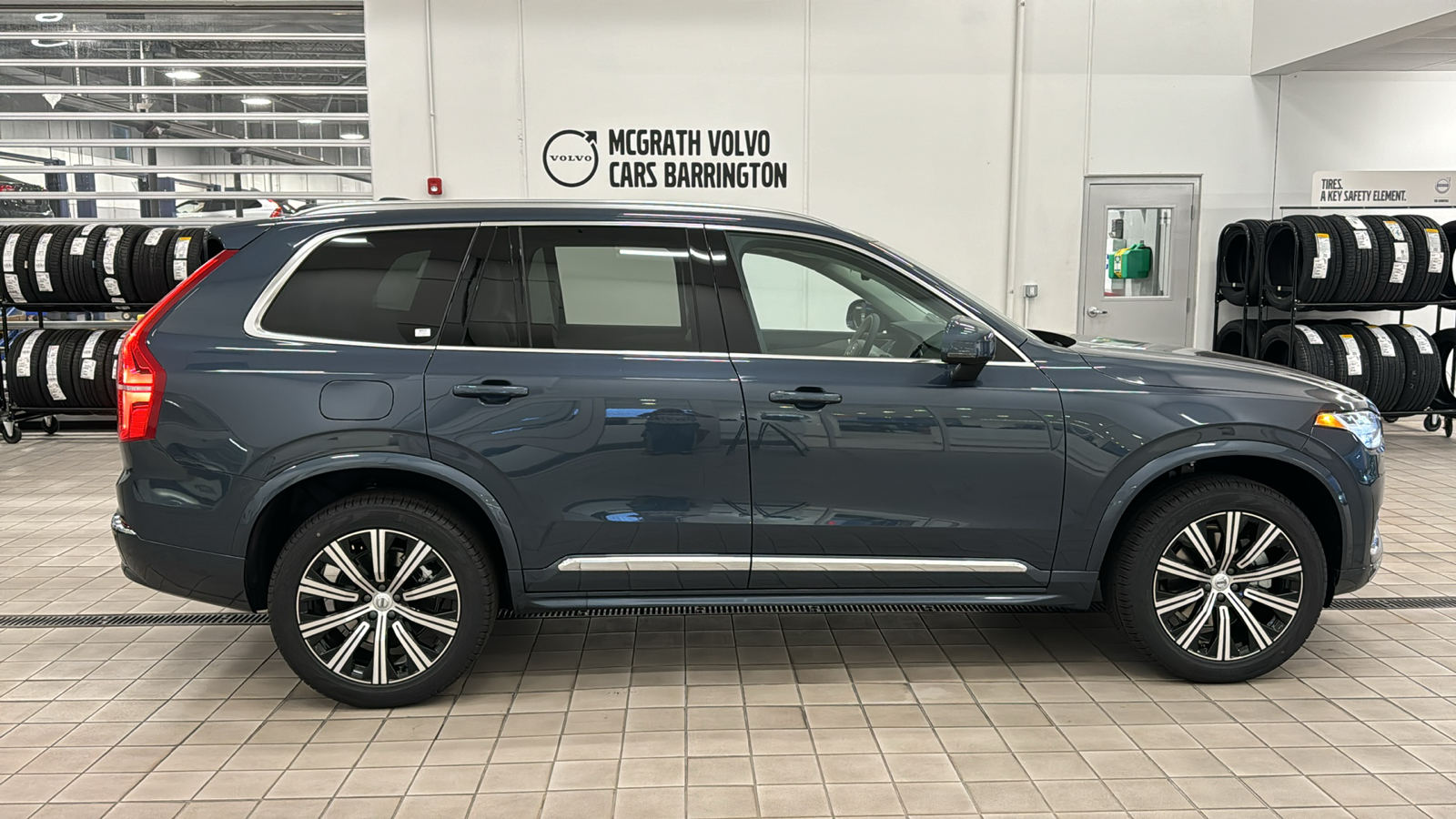 2025 Volvo XC90 Core 3