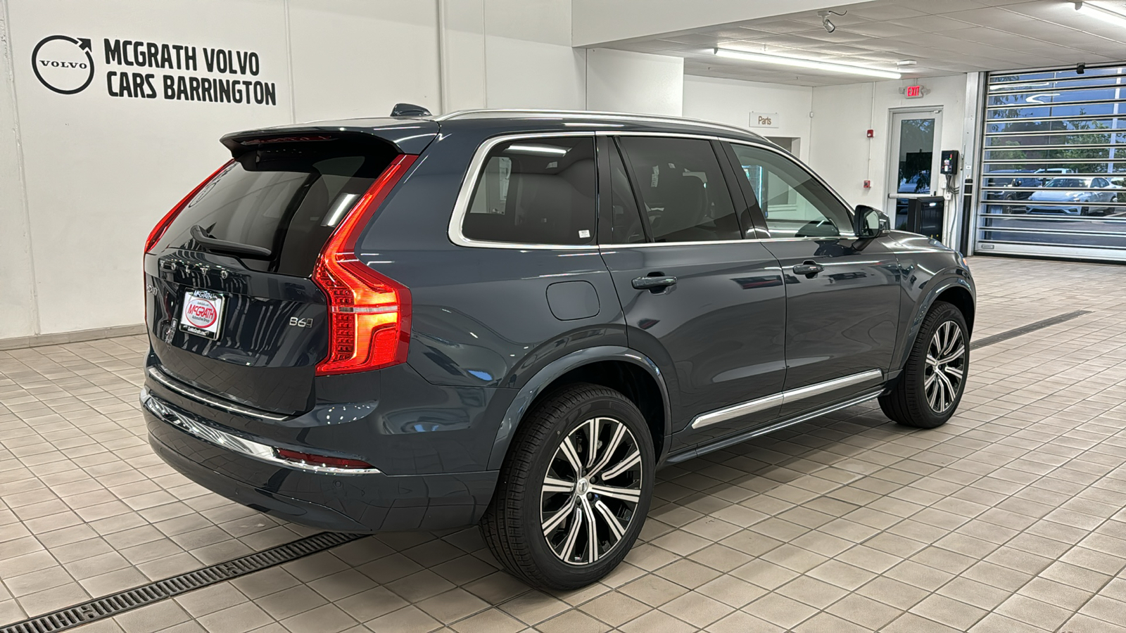 2025 Volvo XC90 Core 4