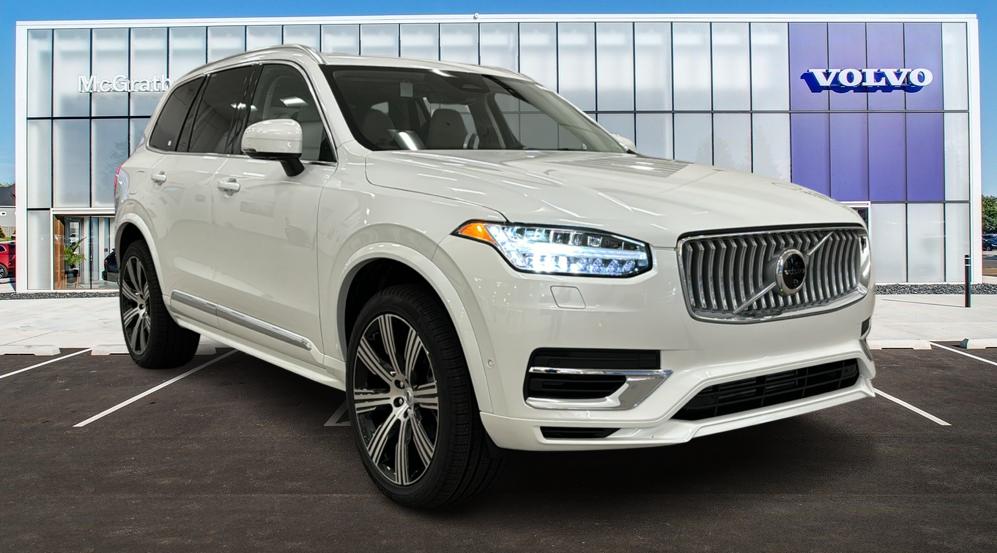 2025 Volvo XC90 Plug-In Hybrid Ultra 1