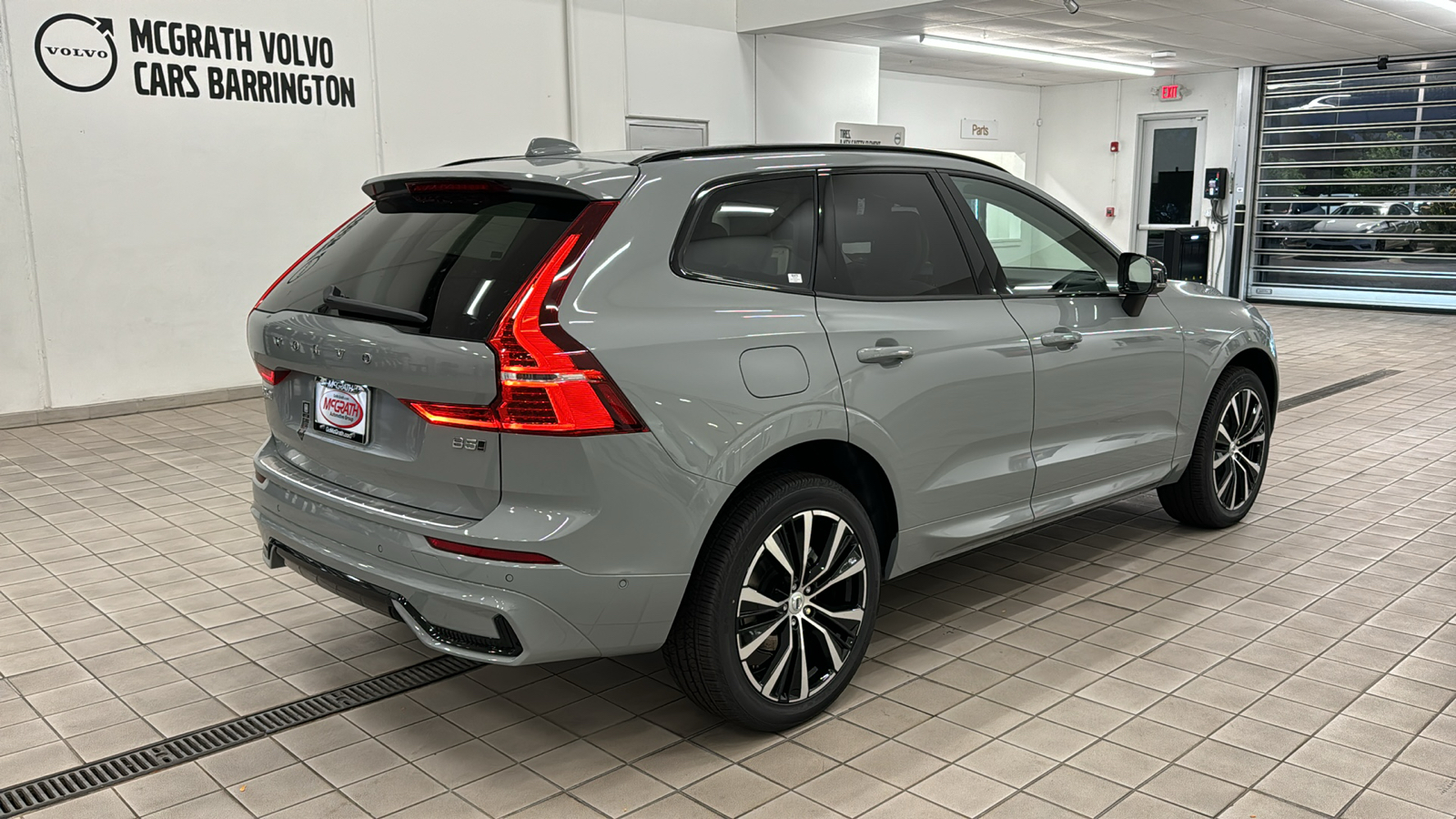 2025 Volvo XC60 Plus 4