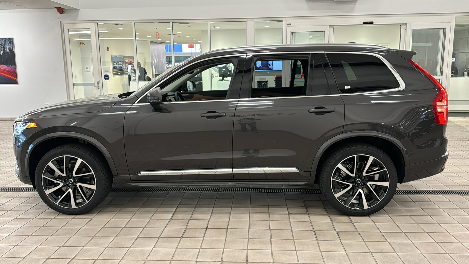 2025 Volvo XC90 Plus 7