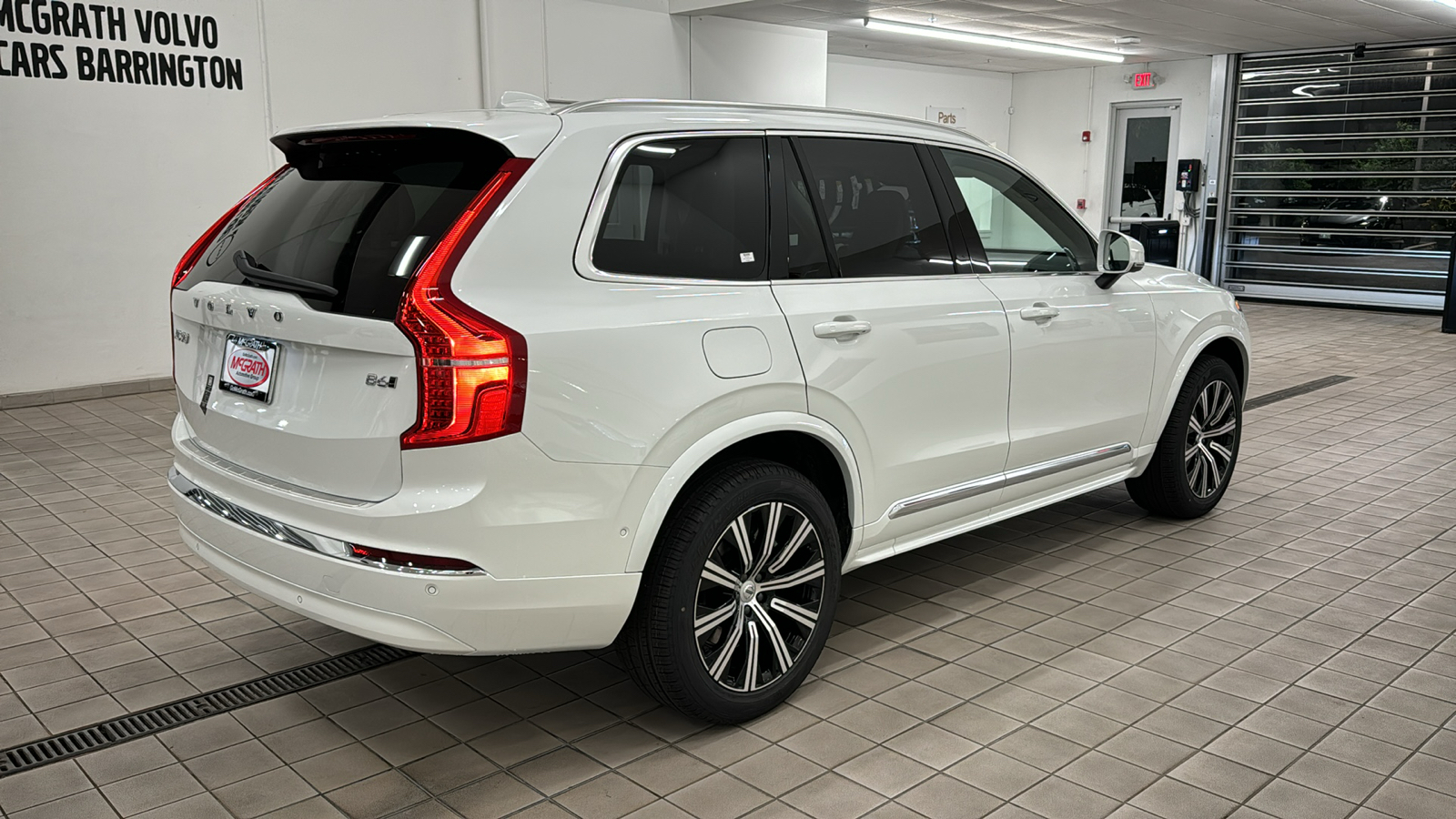 2025 Volvo XC90 Plus 4