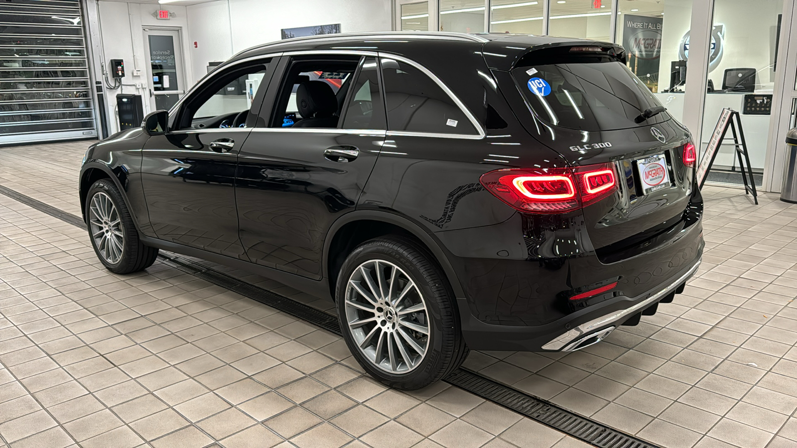 2022 Mercedes-Benz GLC GLC 300 6