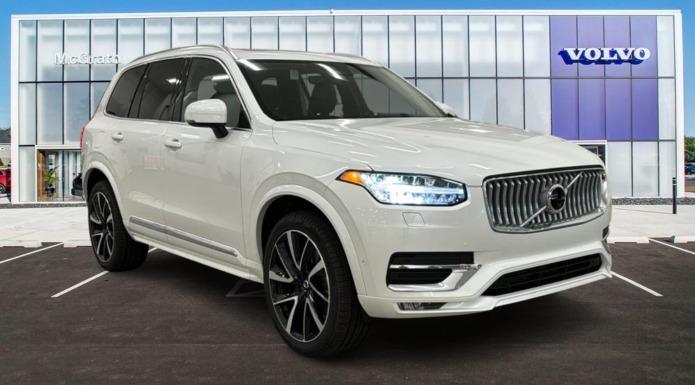 2025 Volvo XC90 Plus 1