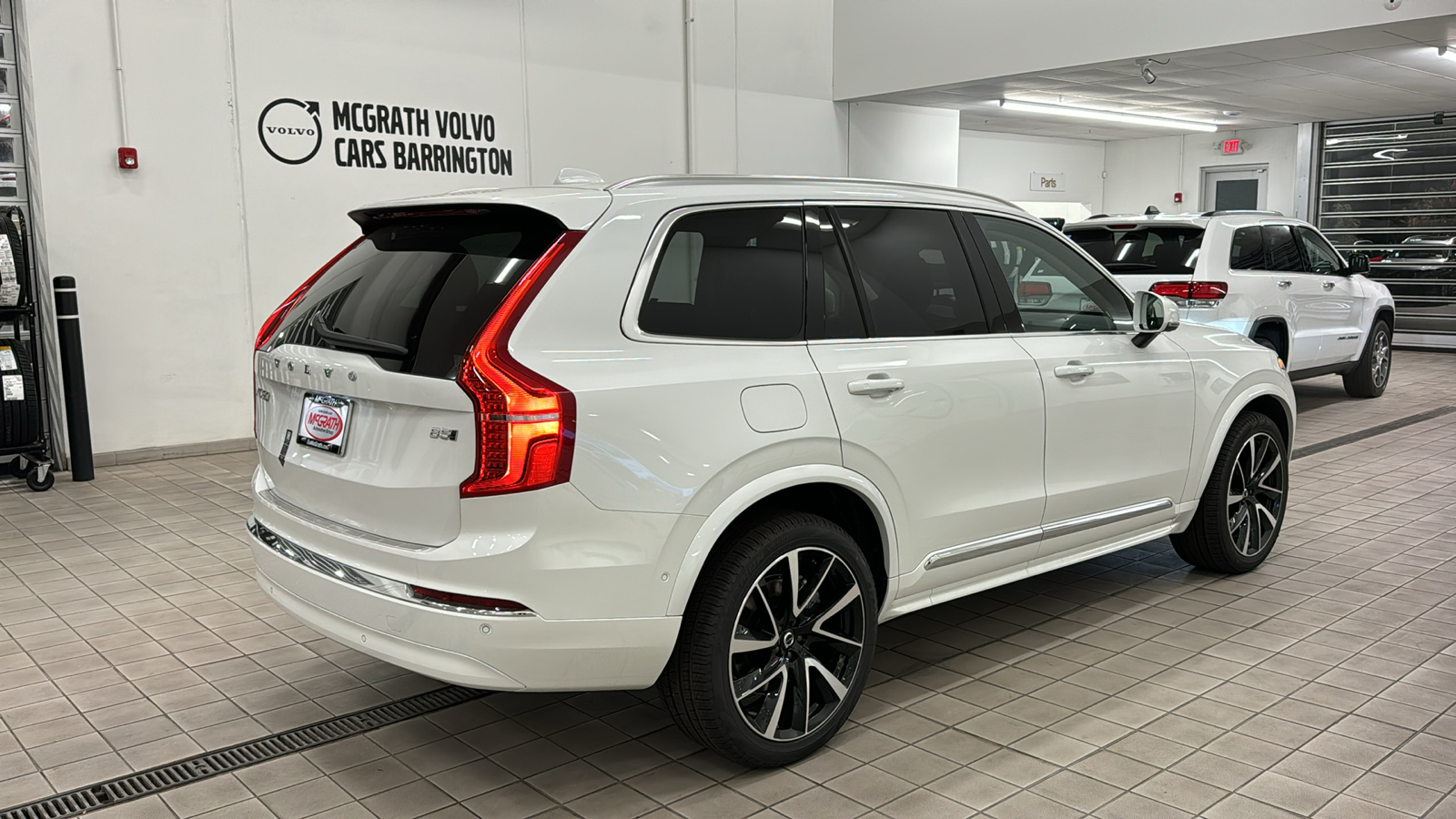 2025 Volvo XC90 Plus 4