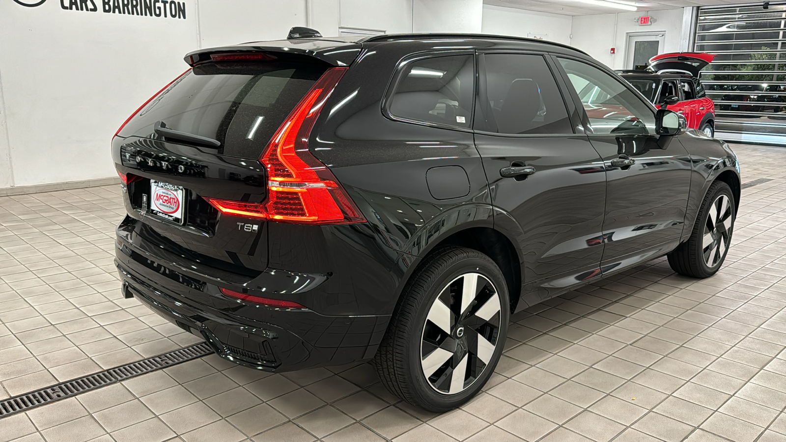 2025 Volvo XC60 Plug-In Hybrid Plus 4