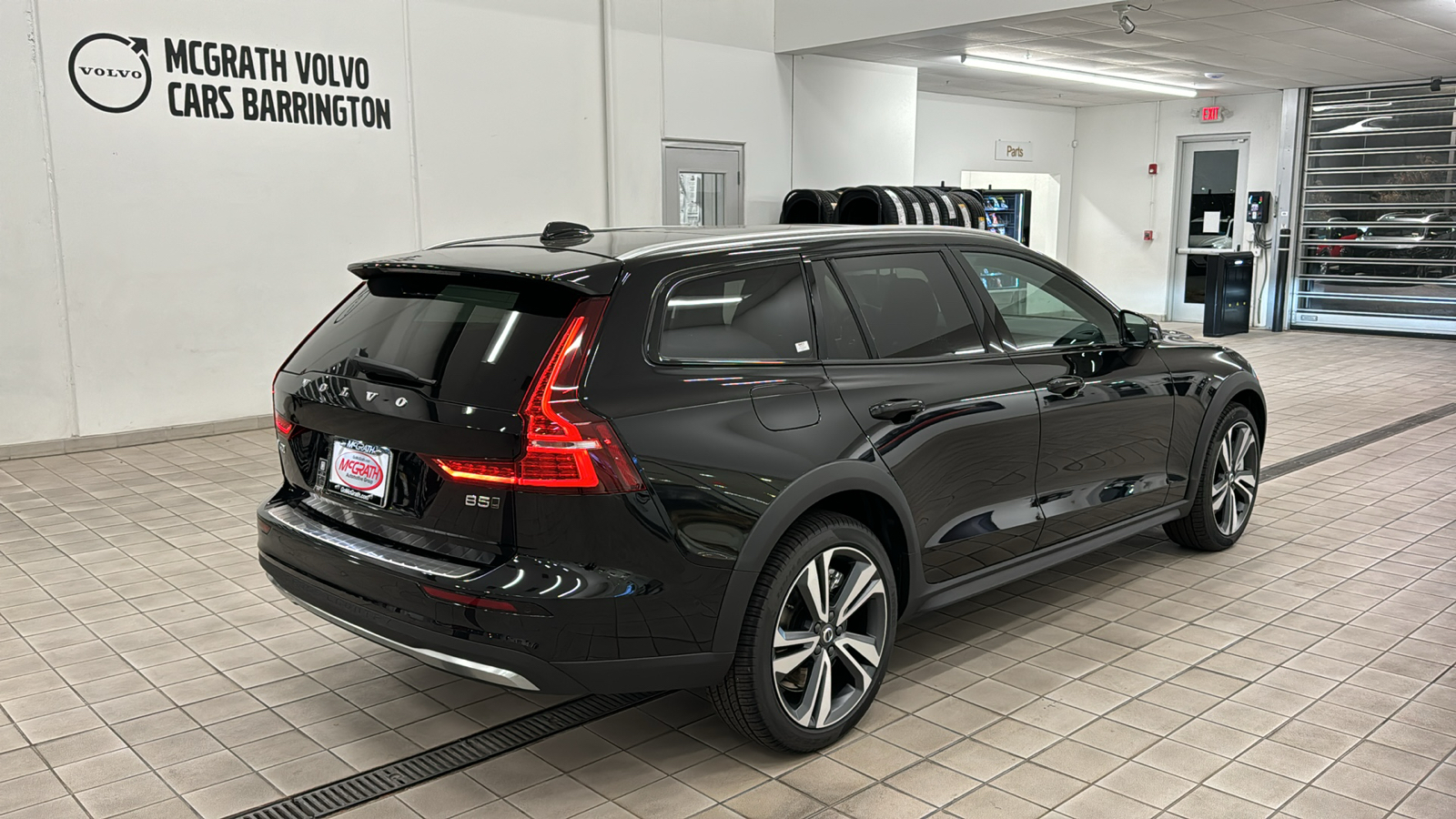 2025 Volvo V60 Cross Country Plus 4