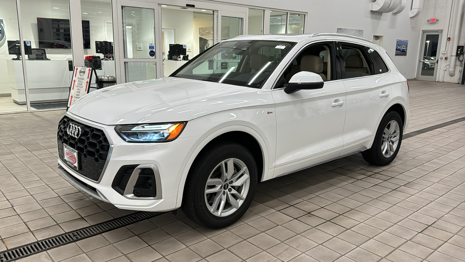 2022 Audi Q5 S line Premium 8