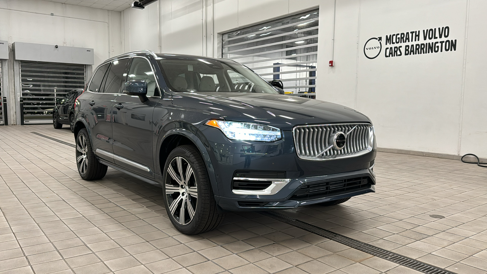 2025 Volvo XC90 Plug-In Hybrid Ultra 2