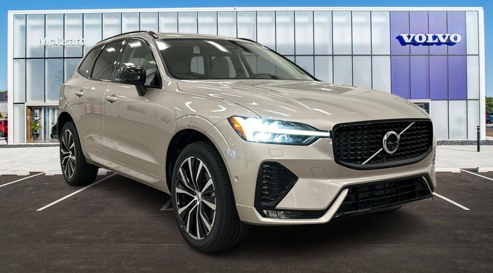 2025 Volvo XC60 Plus 1