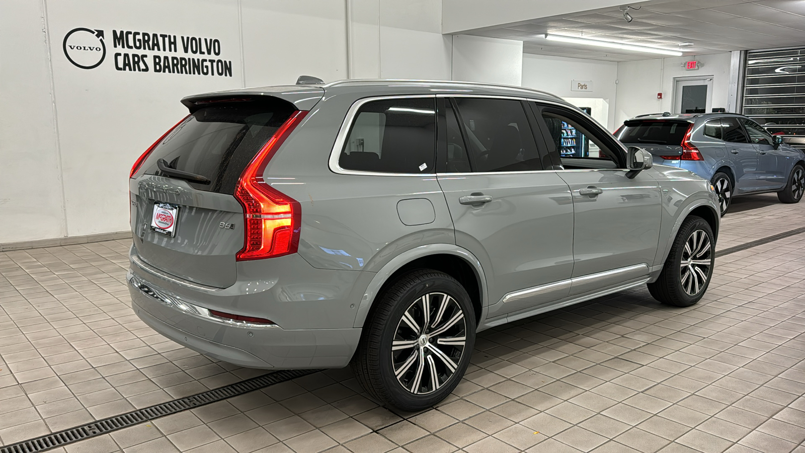 2025 Volvo XC90 Plus 4