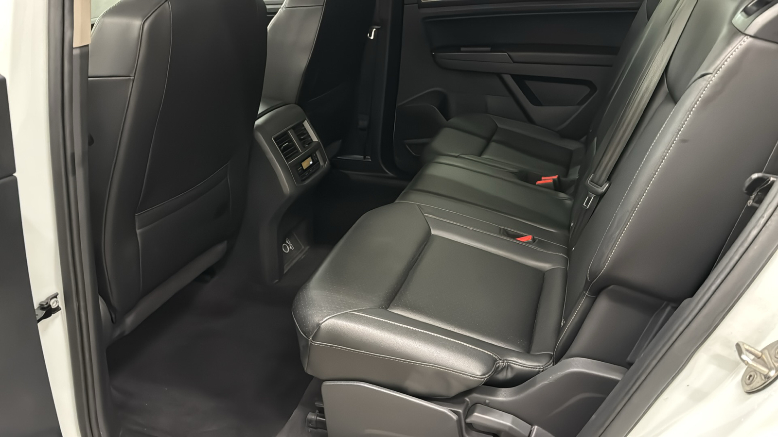 2019 Volkswagen Atlas 3.6L V6 SE 25