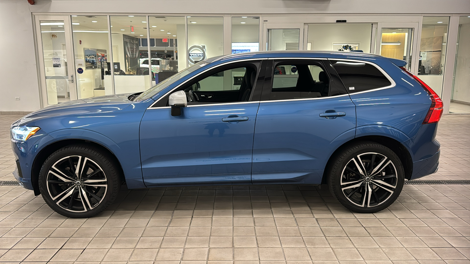 2019 Volvo XC60 R-Design 7