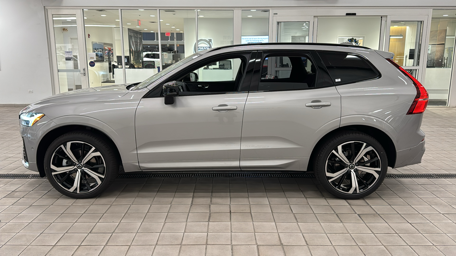 2025 Volvo XC60 Ultra 7