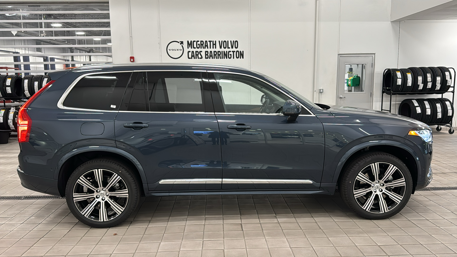 2025 Volvo XC90 Plus 3