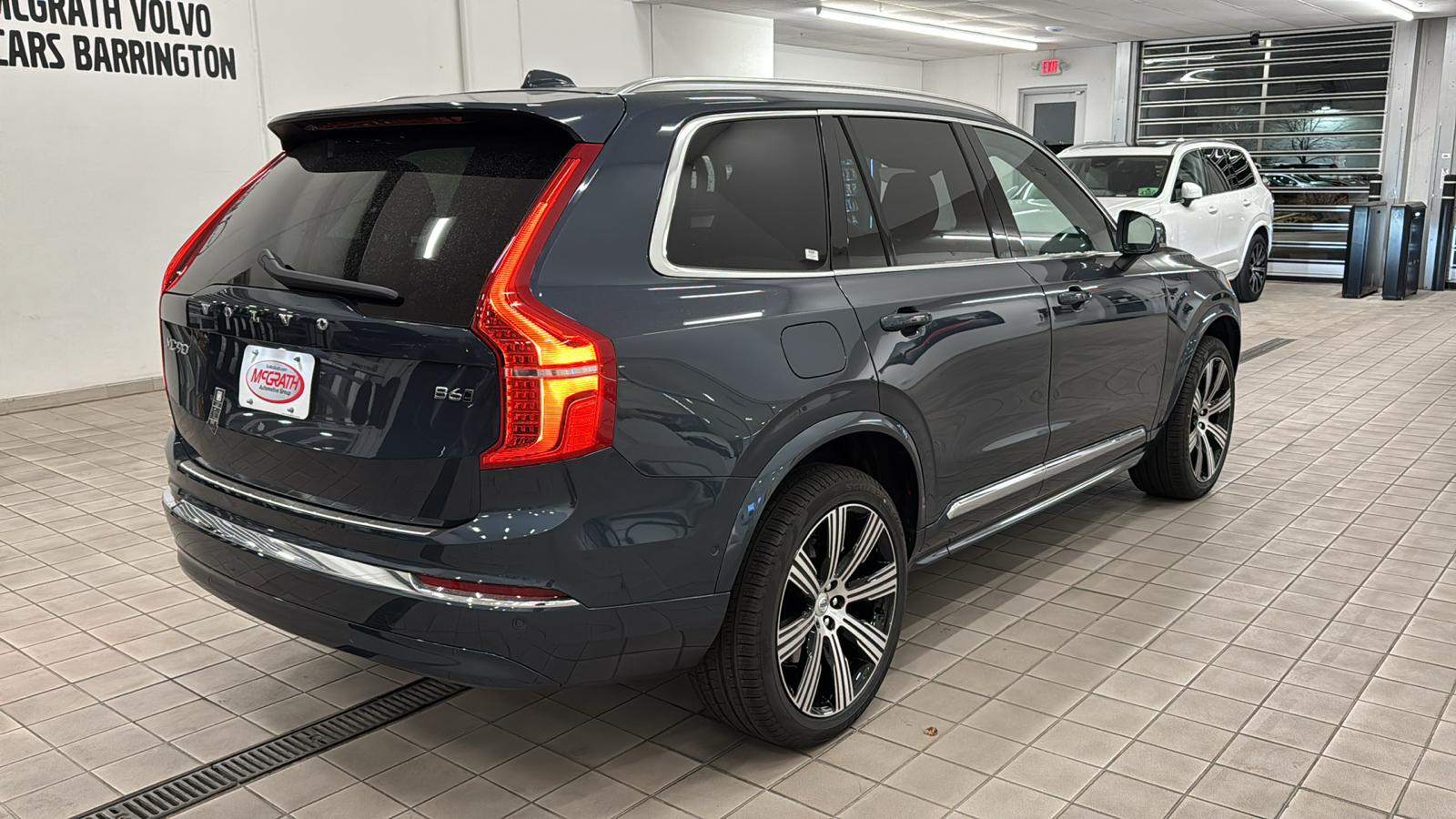 2025 Volvo XC90 Plus 4