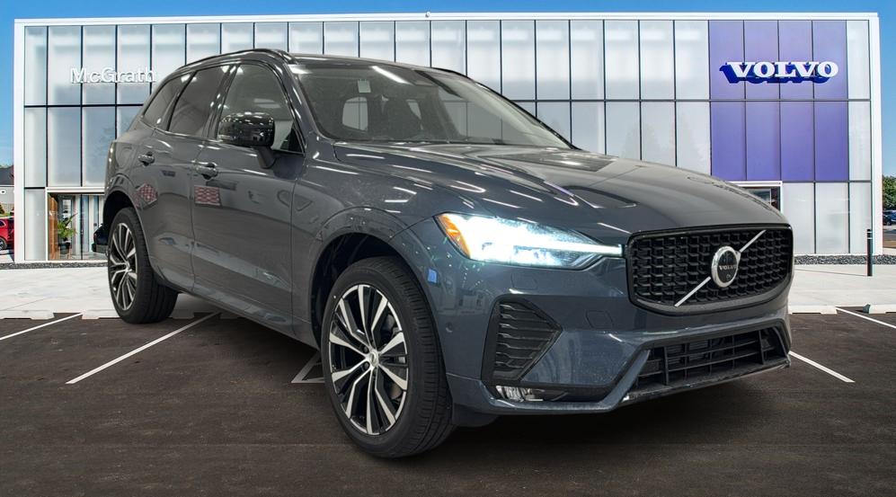 2025 Volvo XC60 Plus 1