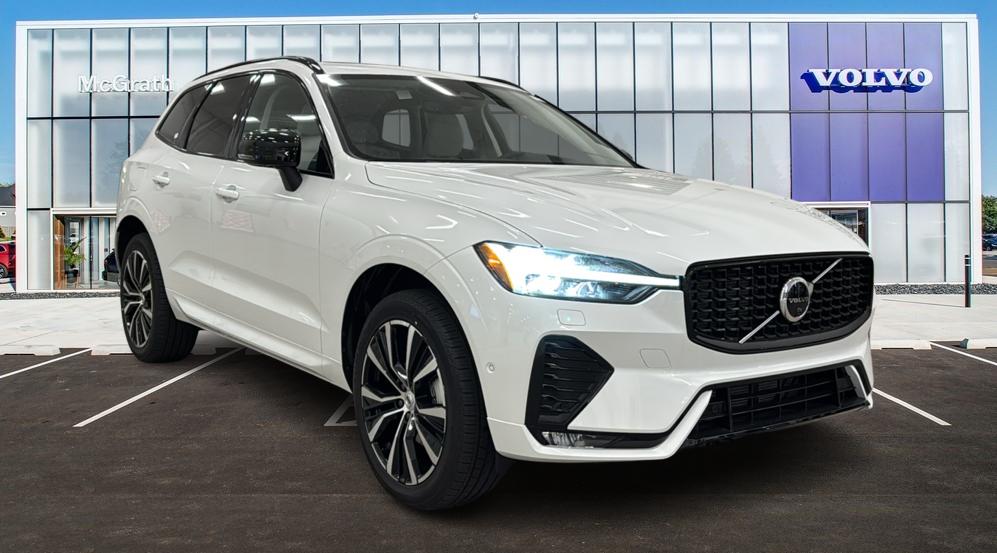 2025 Volvo XC60 Plus 1