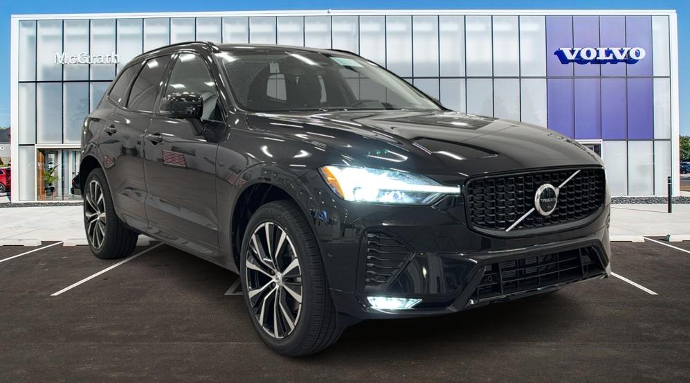 2025 Volvo XC60 Plus 1