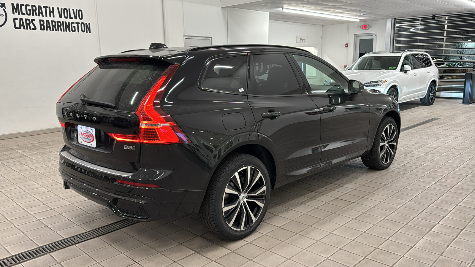 2025 Volvo XC60 Plus 4