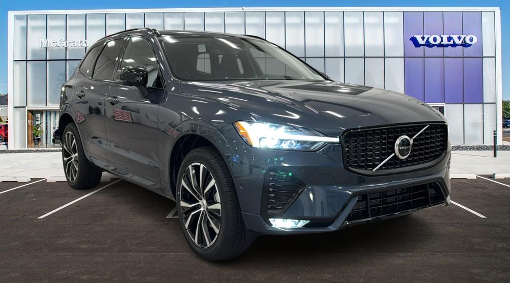 2025 Volvo XC60 Plus 1