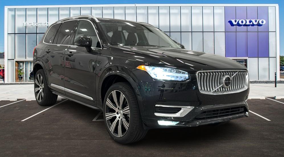 2025 Volvo XC90 Plus 1