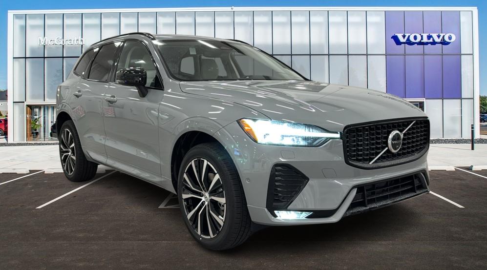 2025 Volvo XC60 Plus 1