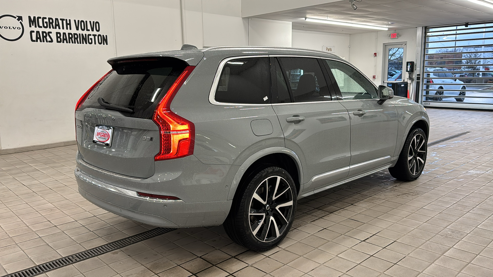 2025 Volvo XC90 Plus 4