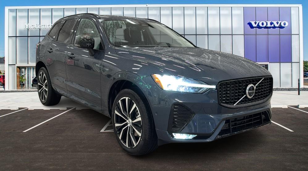 2025 Volvo XC60 Plus 1